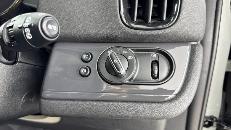 MINI Countryman 1.5 Cooper Classic 5dr Auto Petrol Hatchback